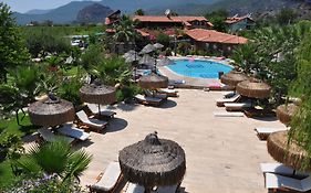 Bahaus Resort